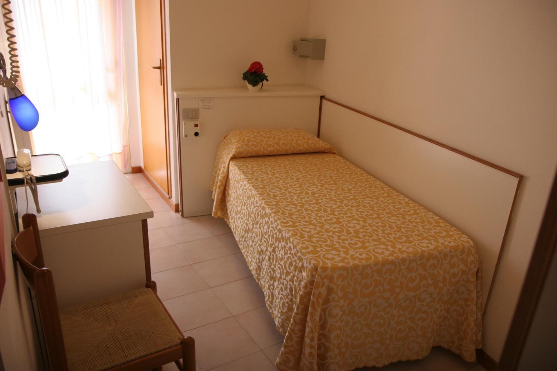Hotel Paron Бибионе Номер фото